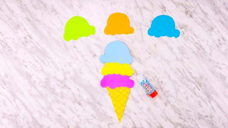 Let's Decorate Ice Cream Cones - Super Simple