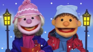 We Wish You A Merry Christmas | featuring The Super Simple Puppets
