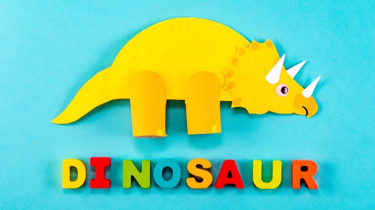 Супер простое ремесло динозавра трицератопса