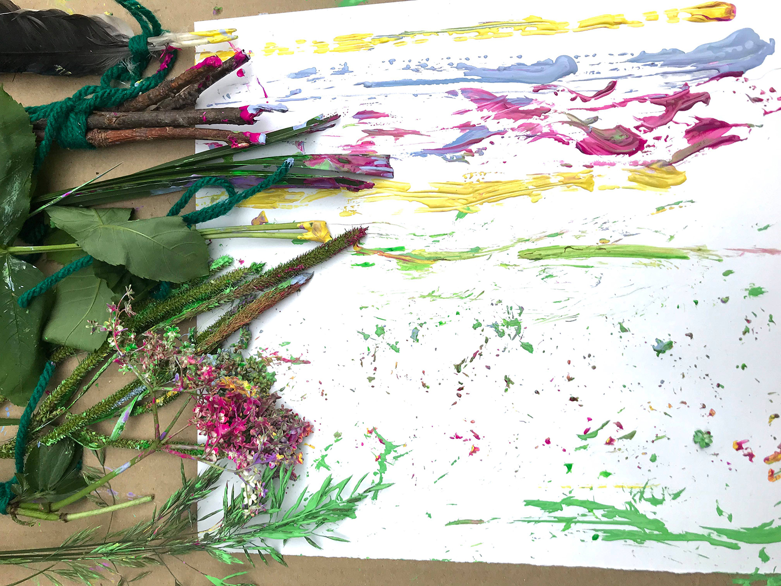 Make your own Nature Paint Brushes - Nature art painting for kids - Messy  Little Monster