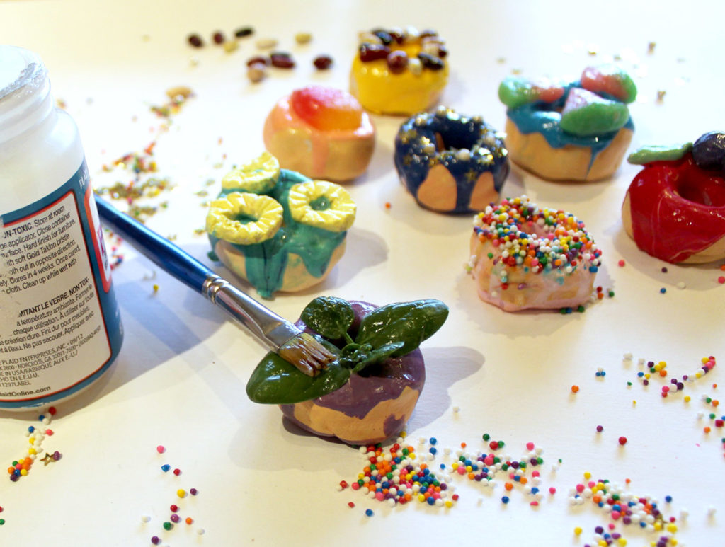 Clay Donut Super Simple