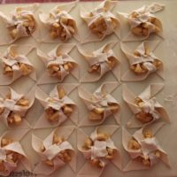 Easy Caramel Apple Mascarpone Pinwheels