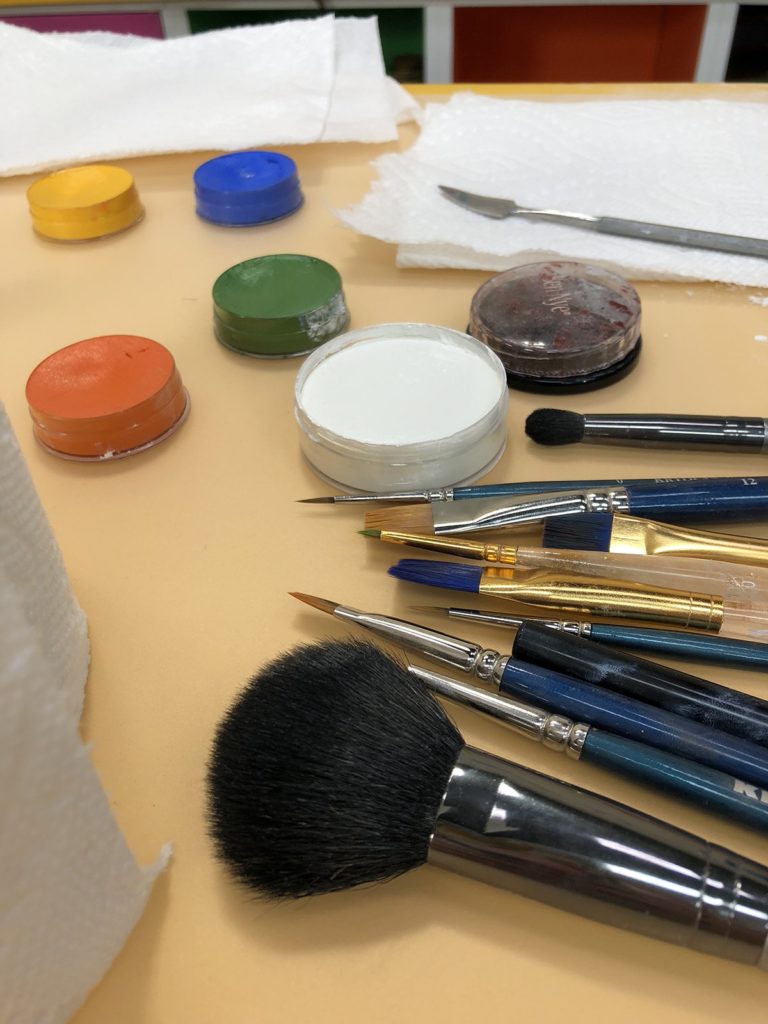 Halloween Face Paint - Baby Shark - Super Simple