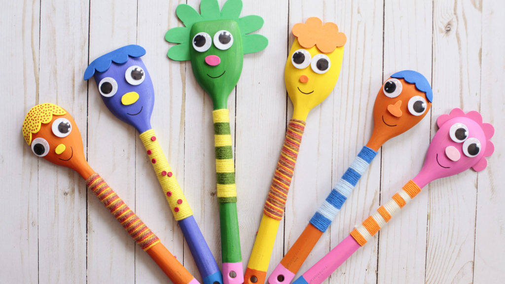 Noodle & Pals Wooden Spoon Craft - Super Simple