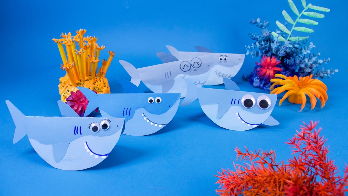 Finny and Family Swimming Shark Craft - Super Simple